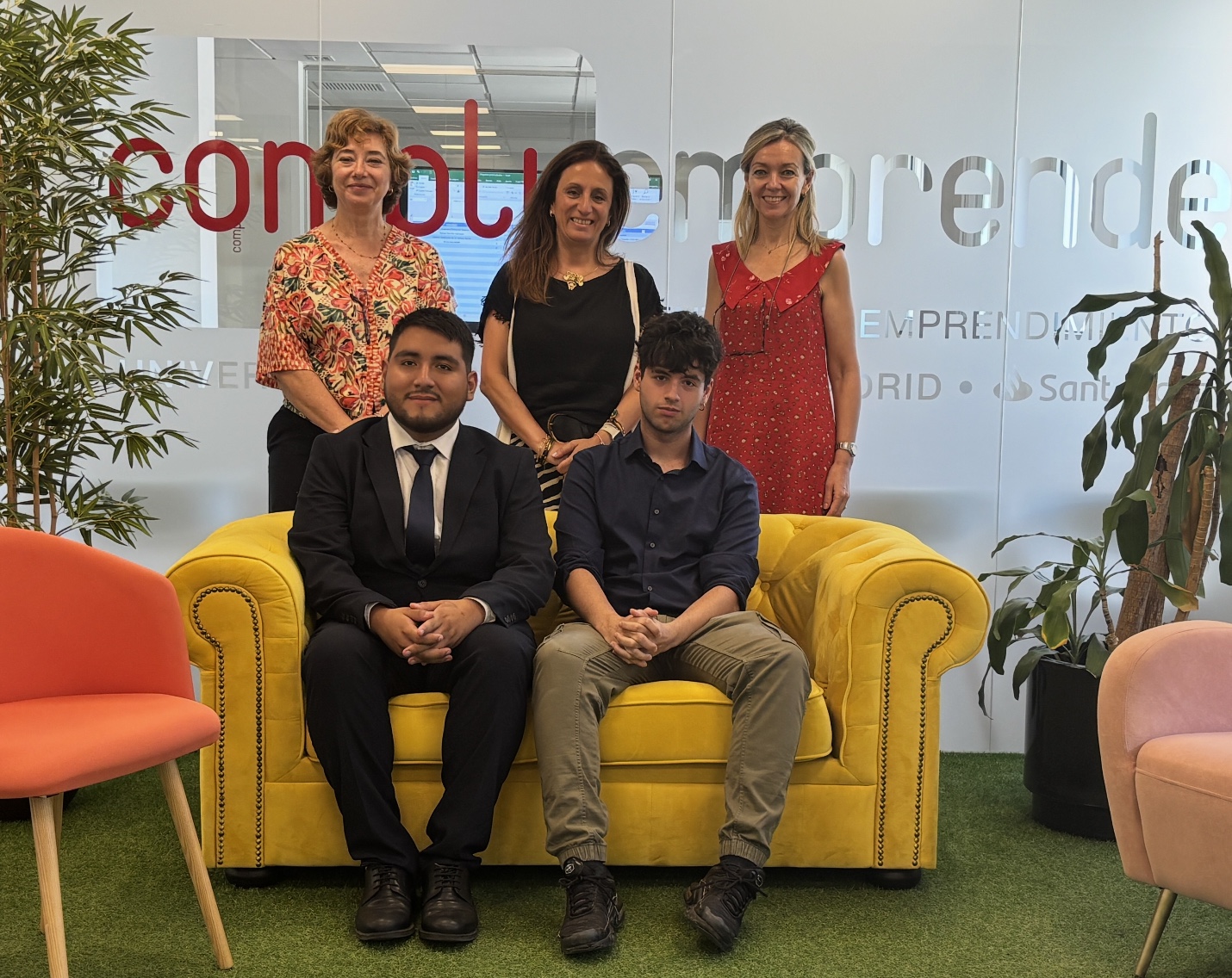 El INNPAR Vivero de Empresas del Ayuntamiento de Pozuelo de Alarcón visita Compluemprende